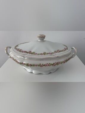 Antique TK Thun The Munich Covered Dish Pink Roses Czechoslovakia Hidden Crack